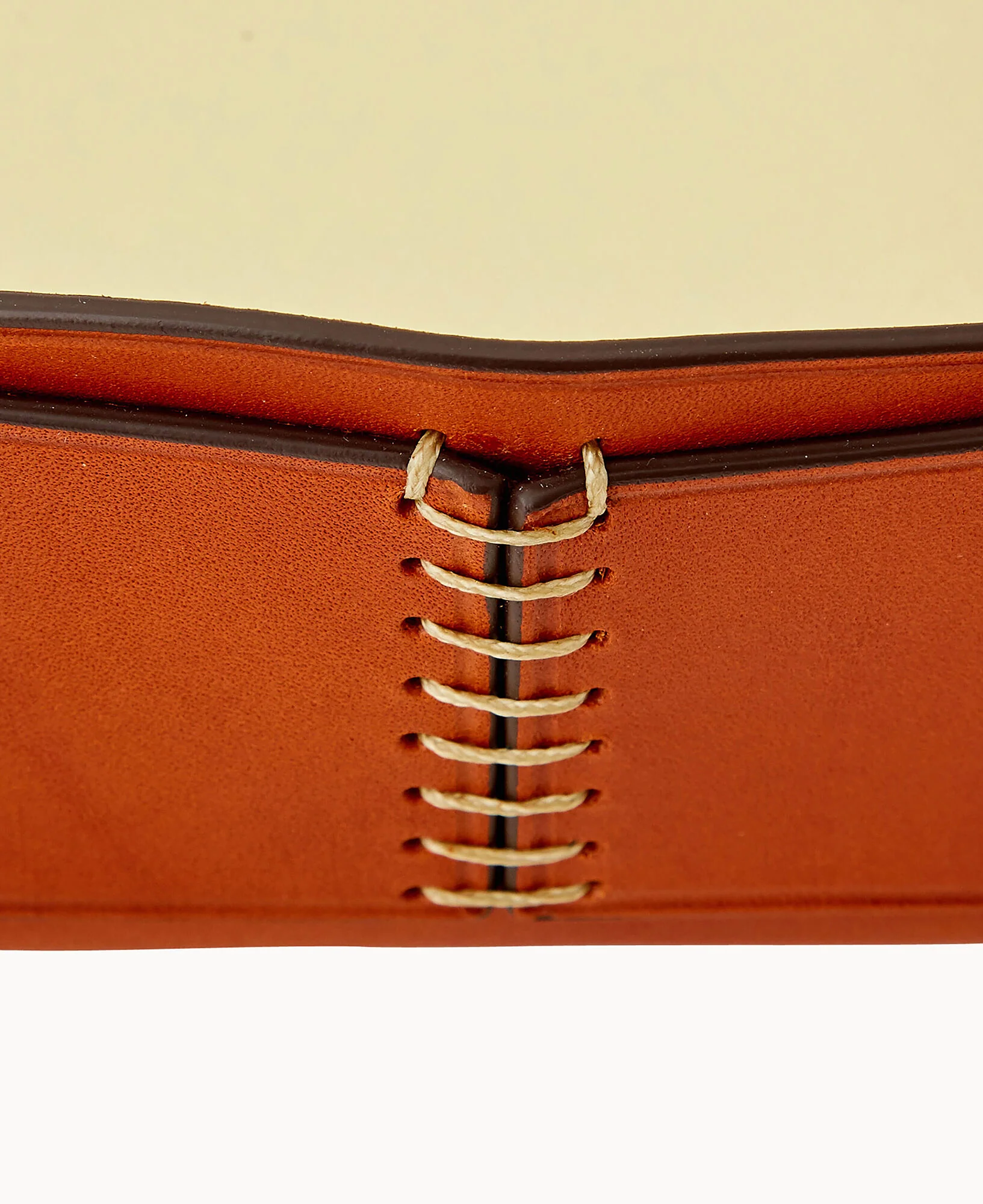 Alto Post It Holder - Image 7