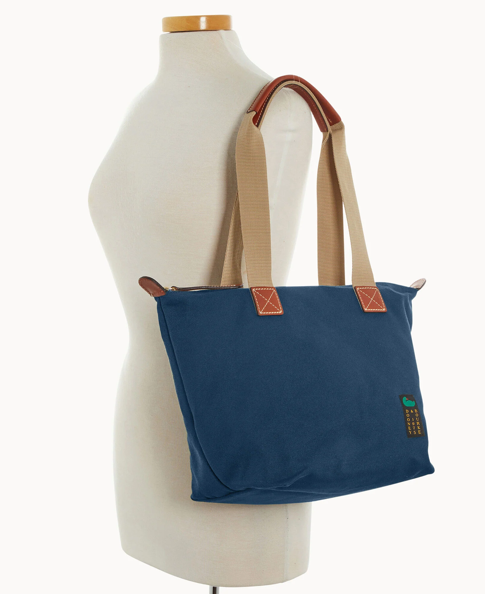 Canvas Carryall 28 - Image 10