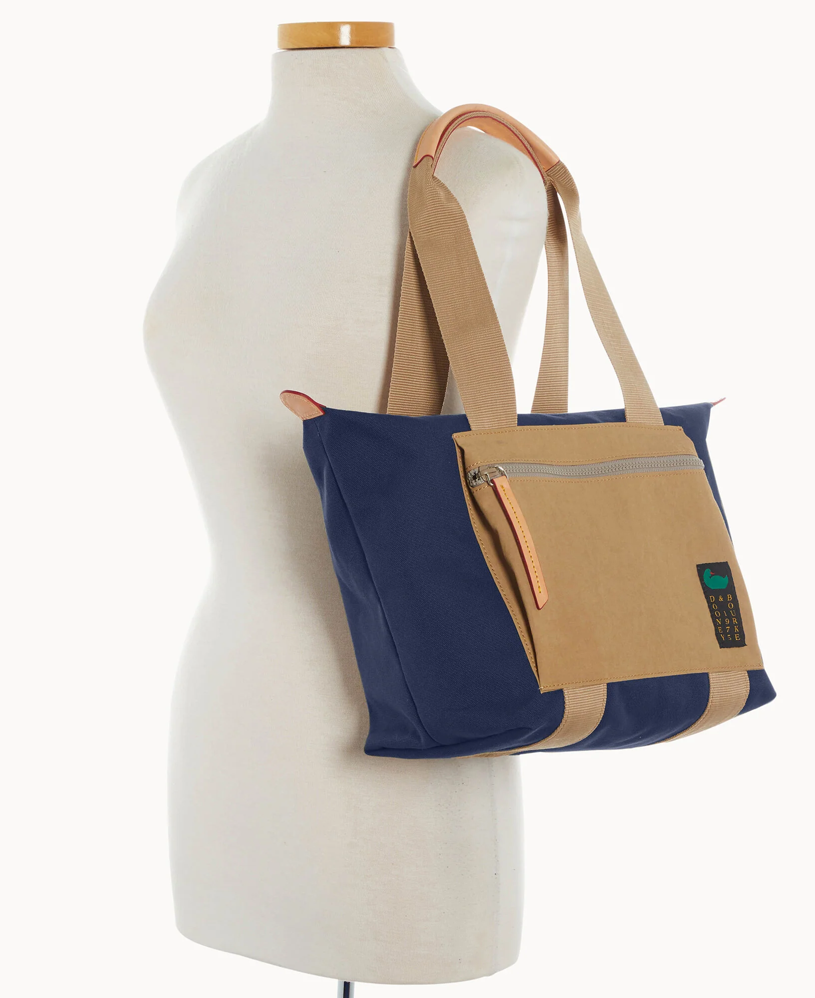 Canvas Carryall 28 with Pocket - Image 40