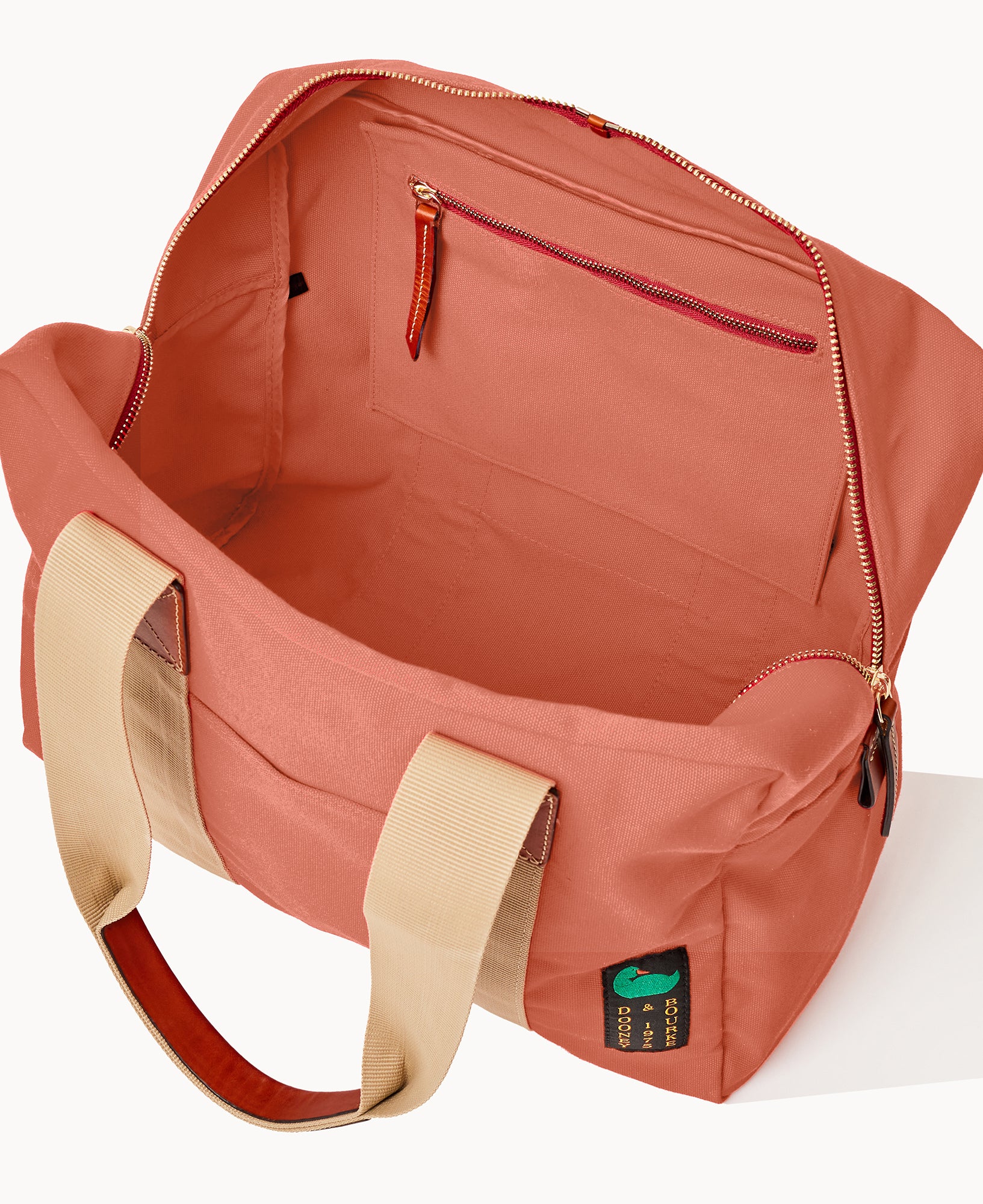 Canvas Travel 40 - Image 33