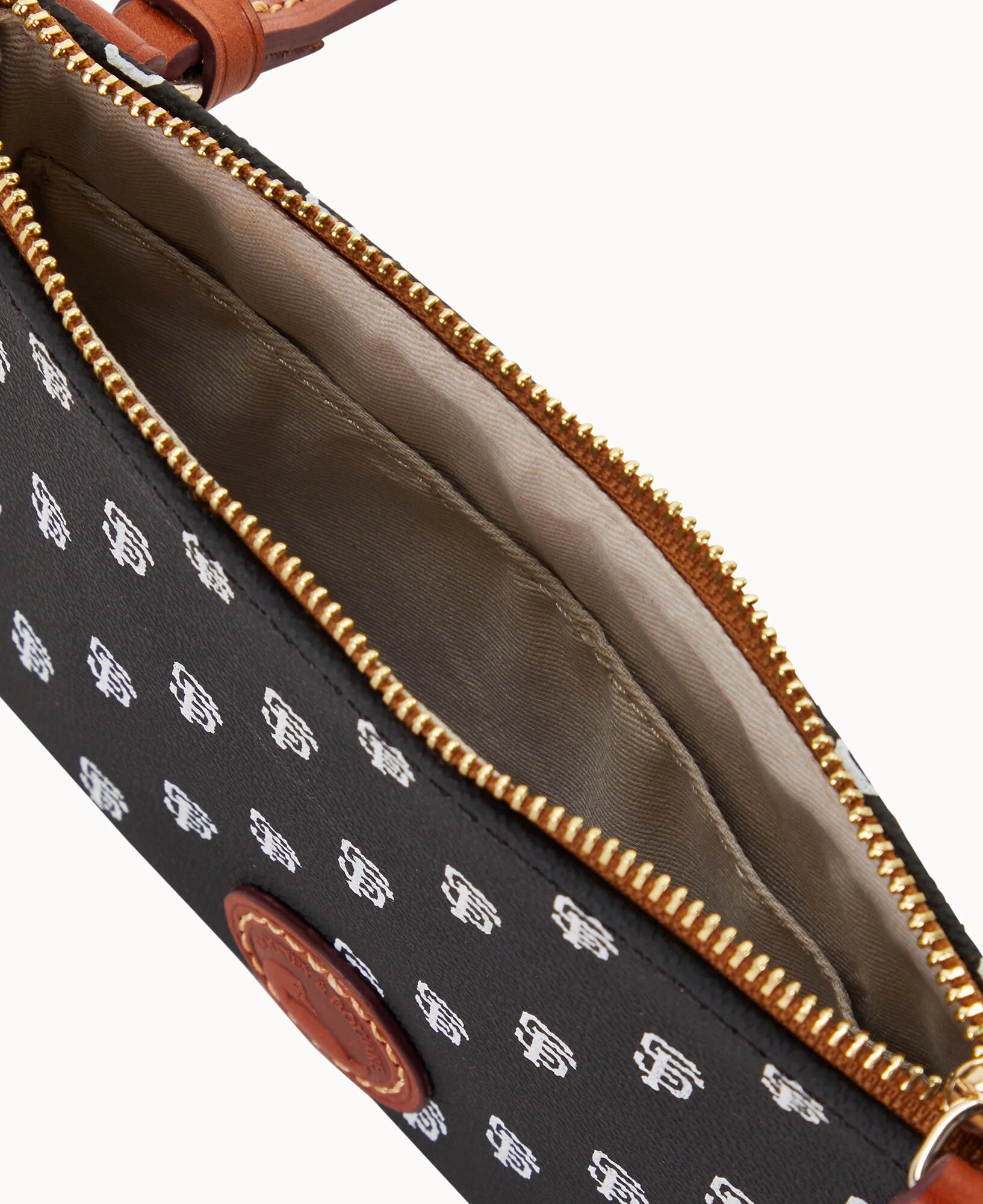 MLB Giants Top Zip Crossbody - Image 3