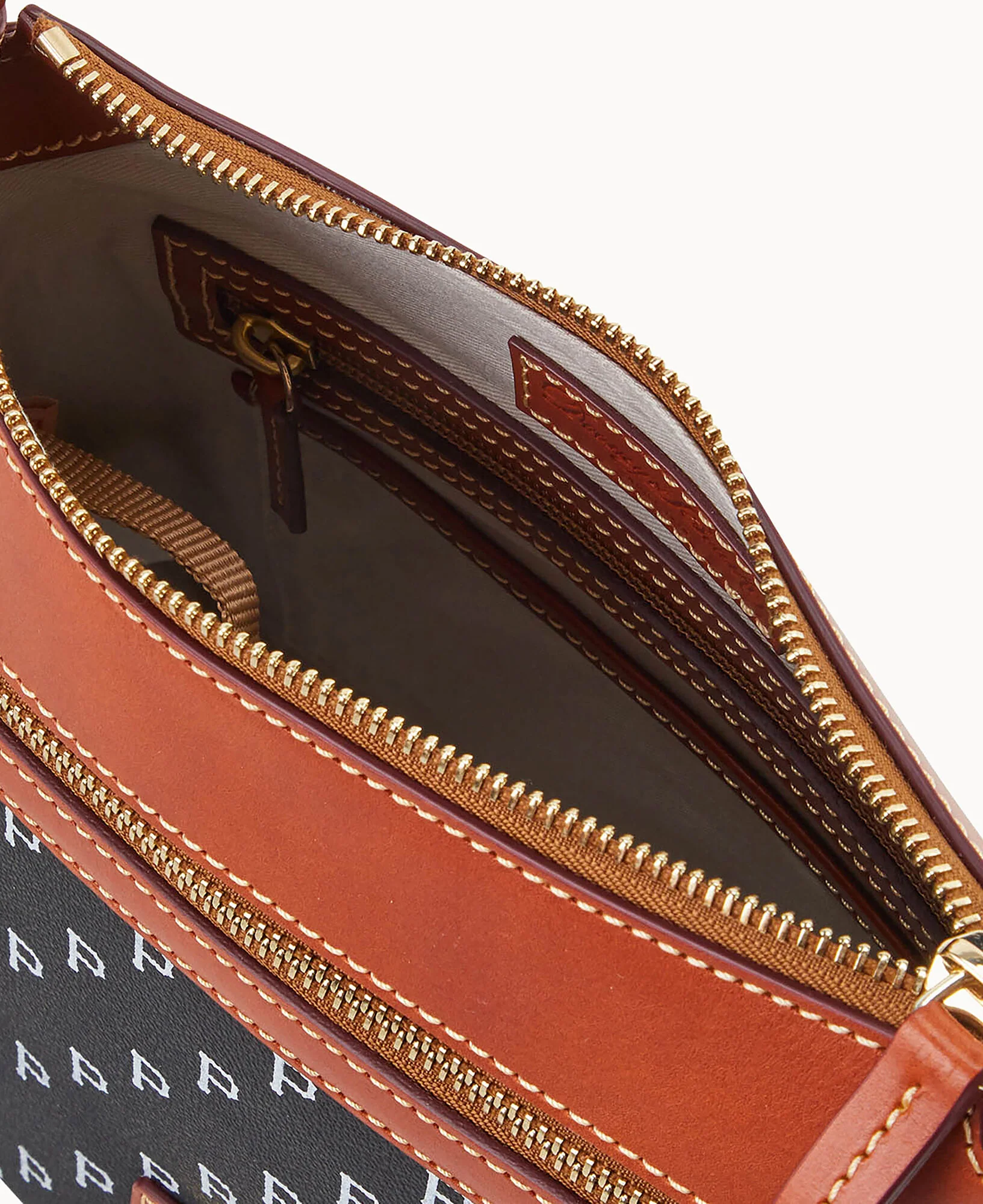 MLB Pirates Crossbody 25 - Image 3