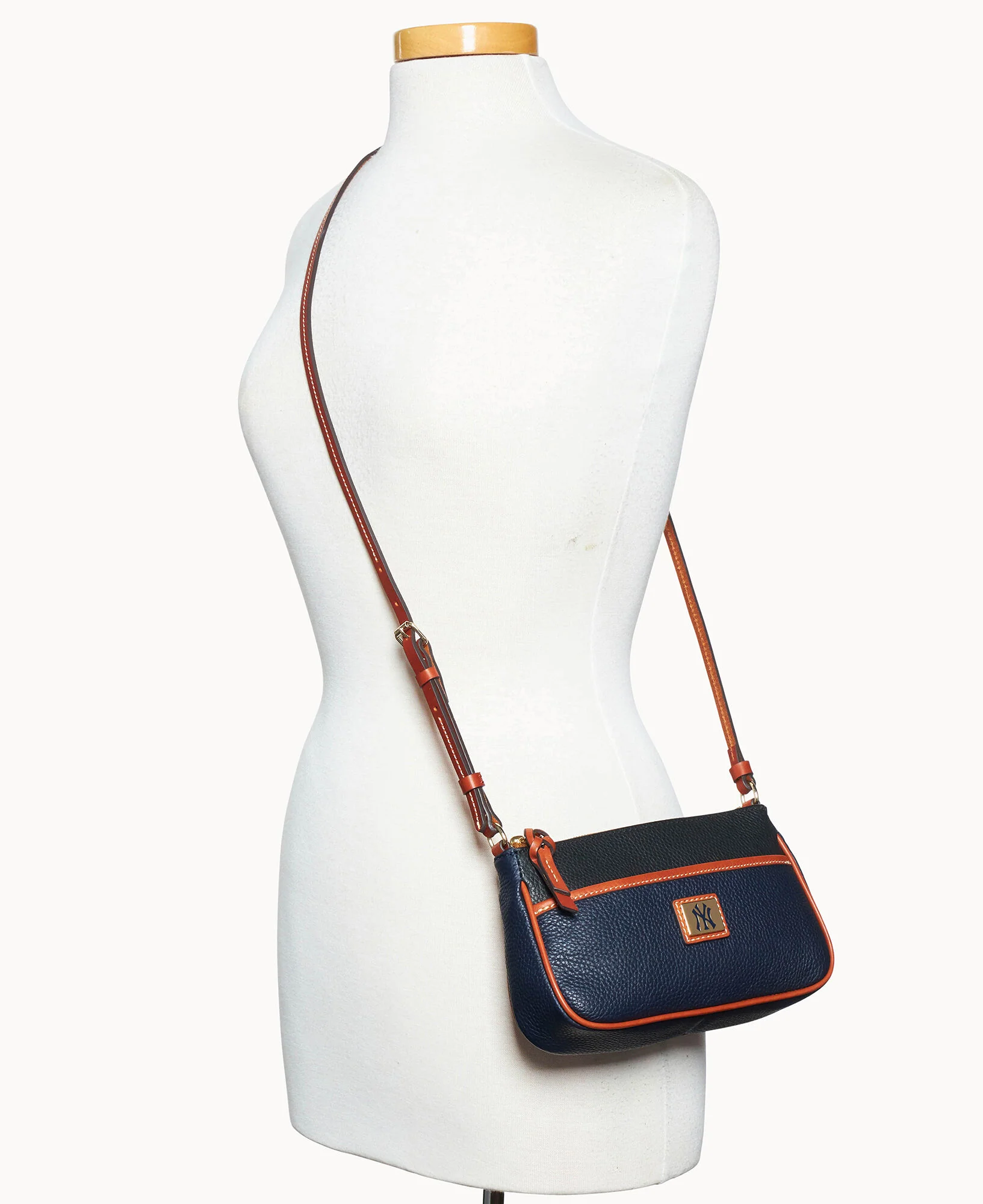MLB Yankees Lola Pouchette - Image 5