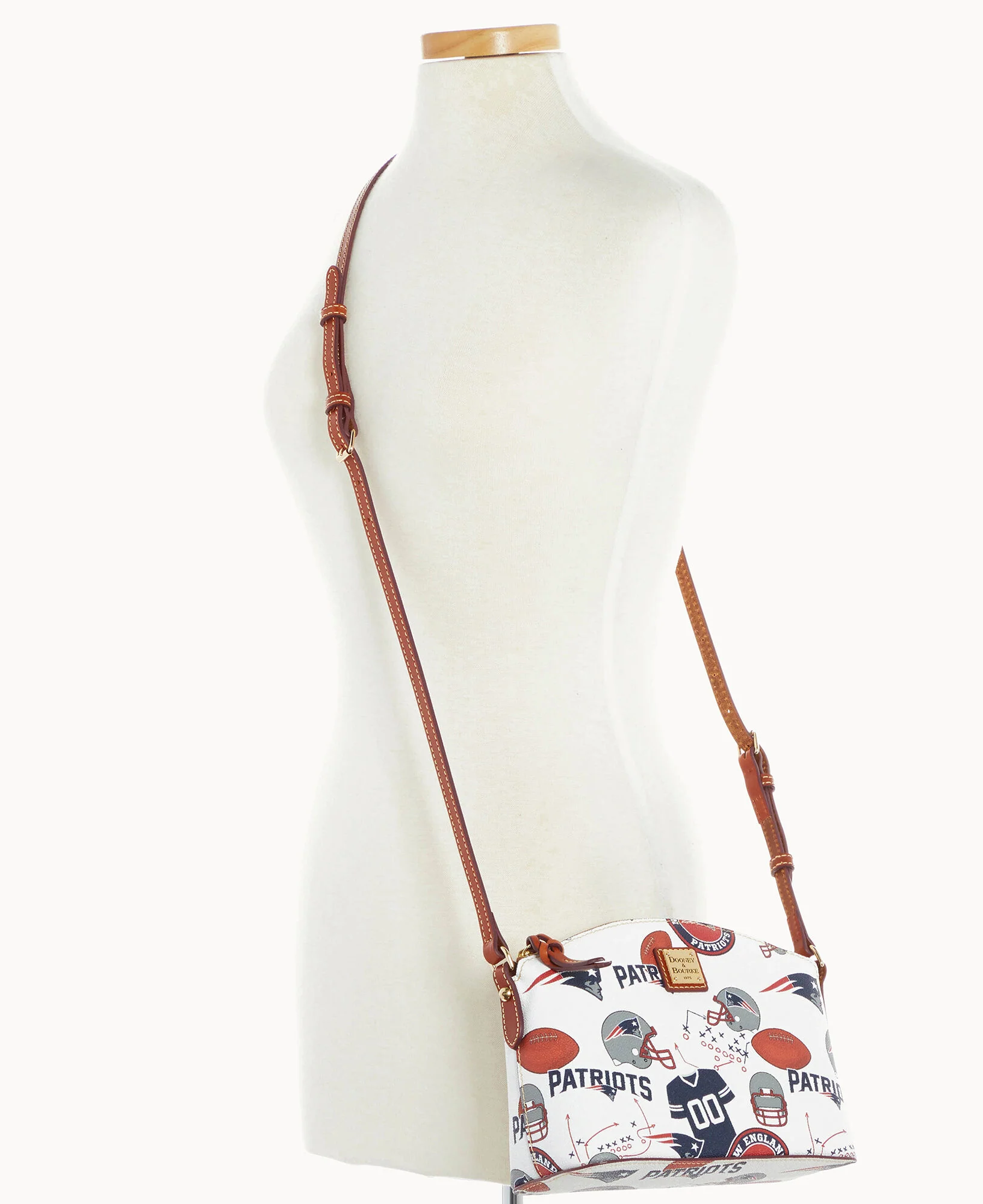 NFL Patriots Suki Crossbody - Image 5