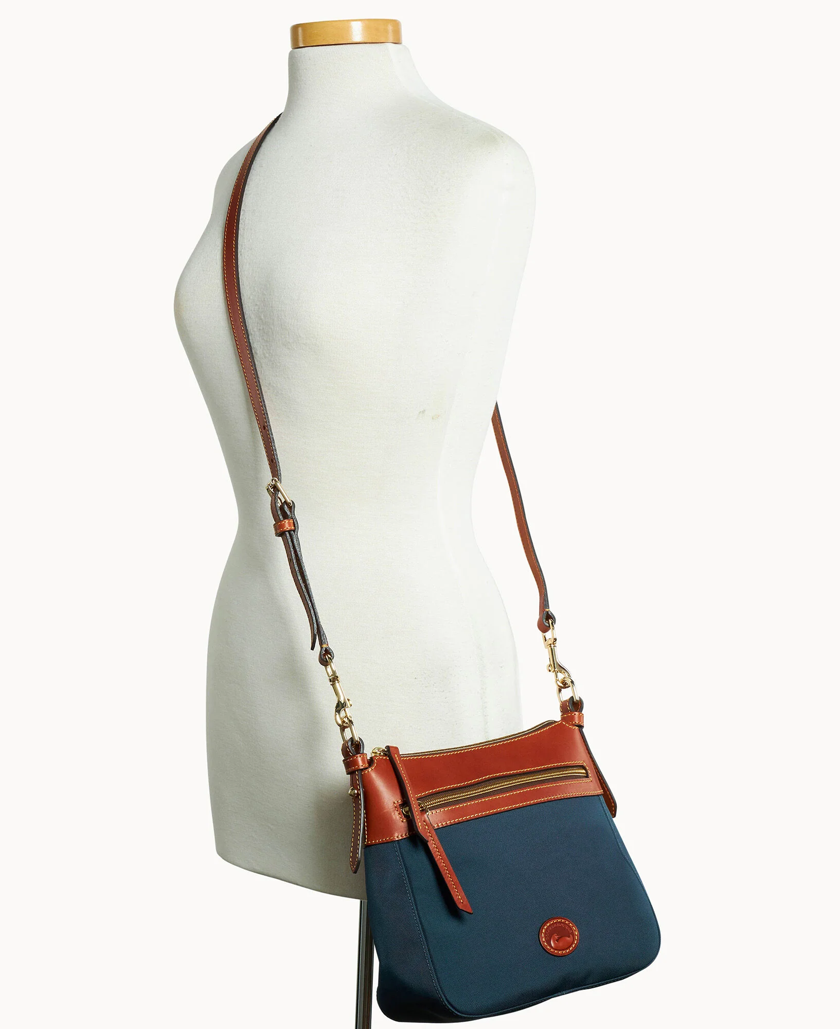 Nylon Crossbody 25 - Image 4