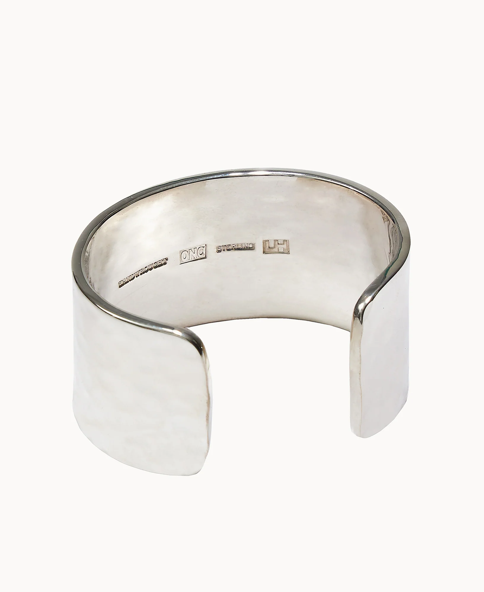 Old Newbury Crafters Sterling Large 32mm Bangle - Image 3