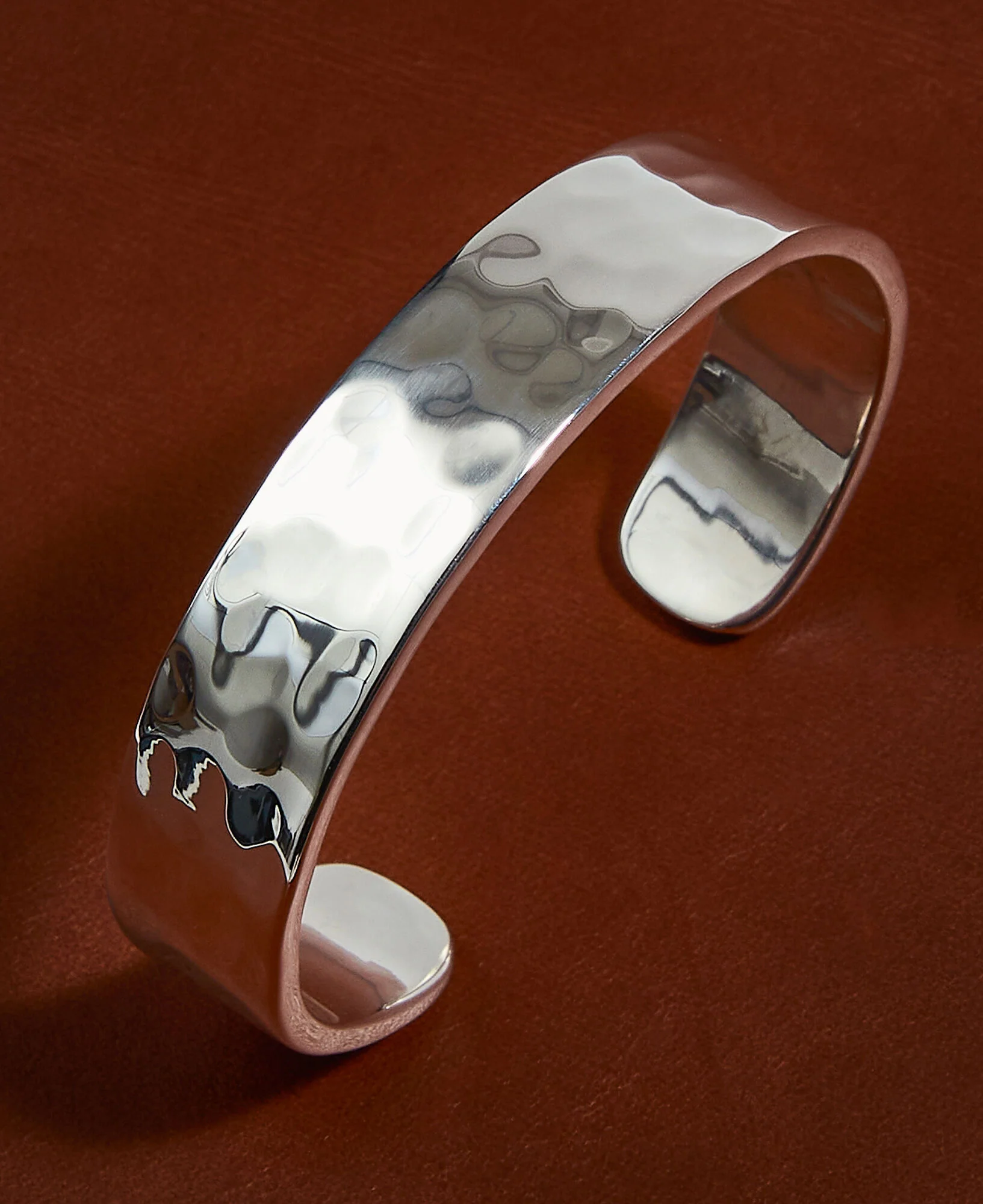 Old Newbury Crafters Sterling Small 12mm Bangle - Image 2
