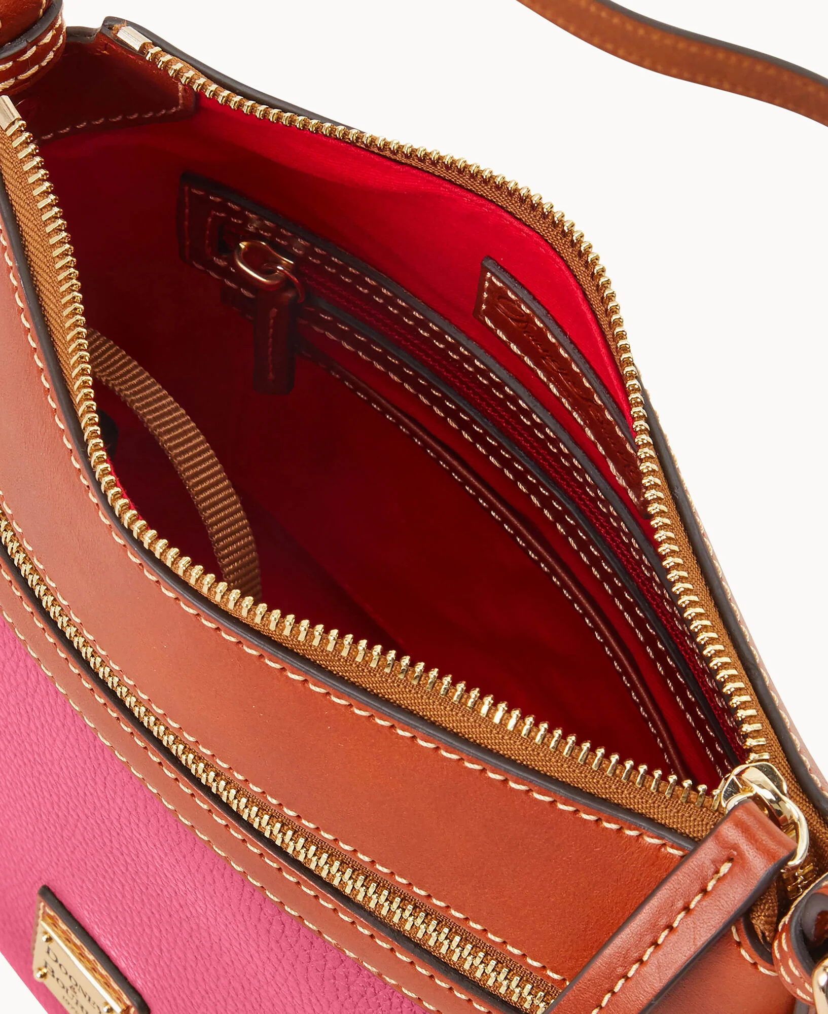 Pebble Grain Crossbody 25 - Image 15