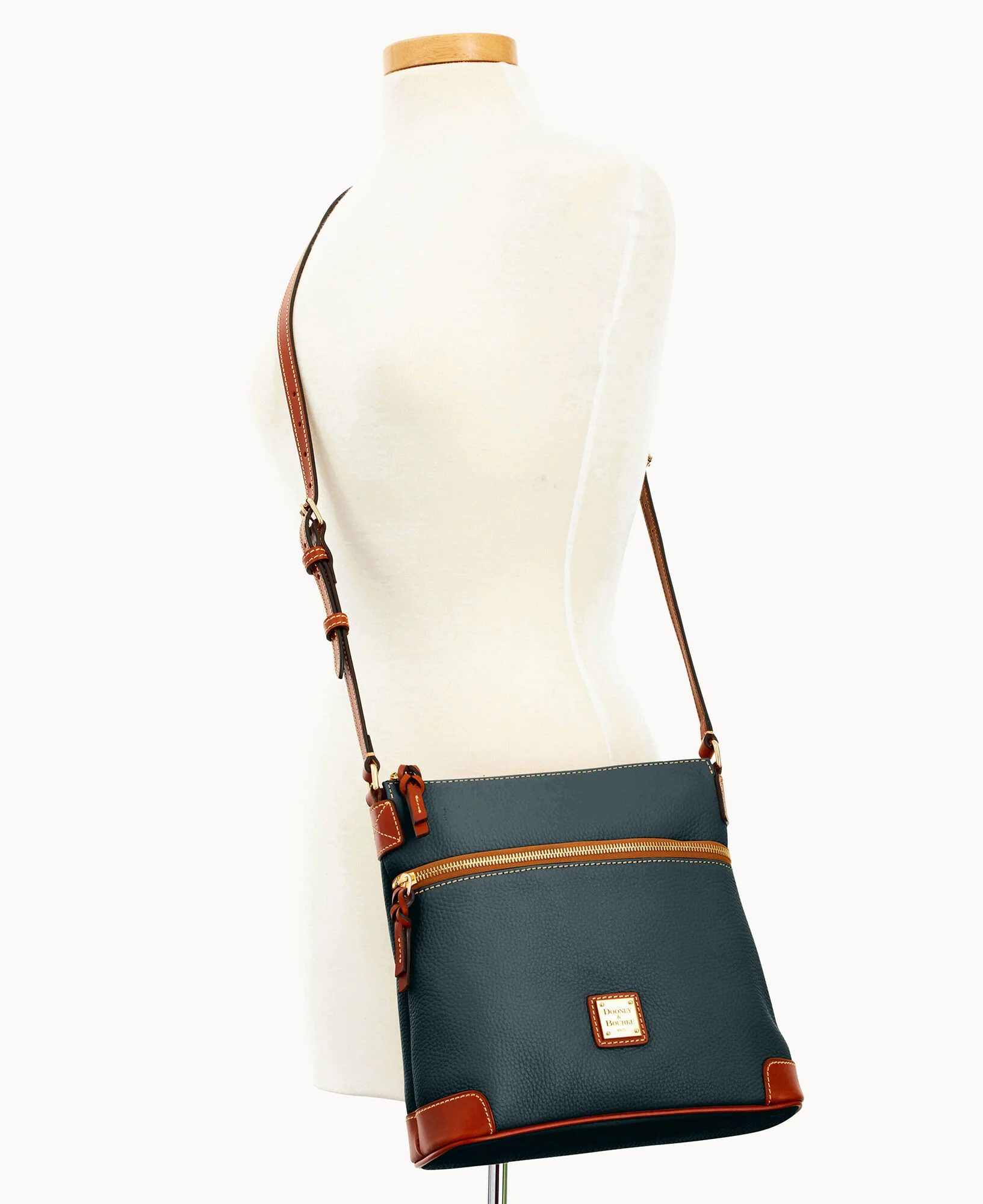 Pebble Grain Crossbody - Image 74