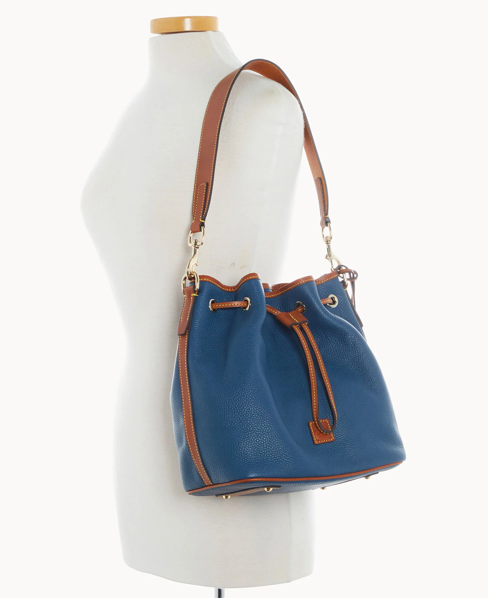 Pebble Grain Drawstring - Image 44