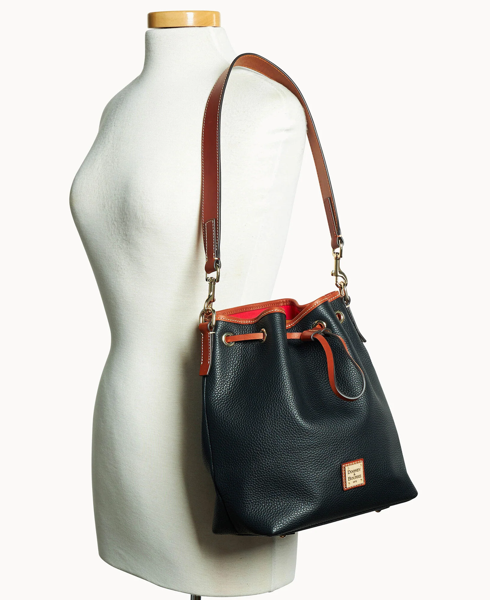 Pebble Grain Drawstring - Image 8