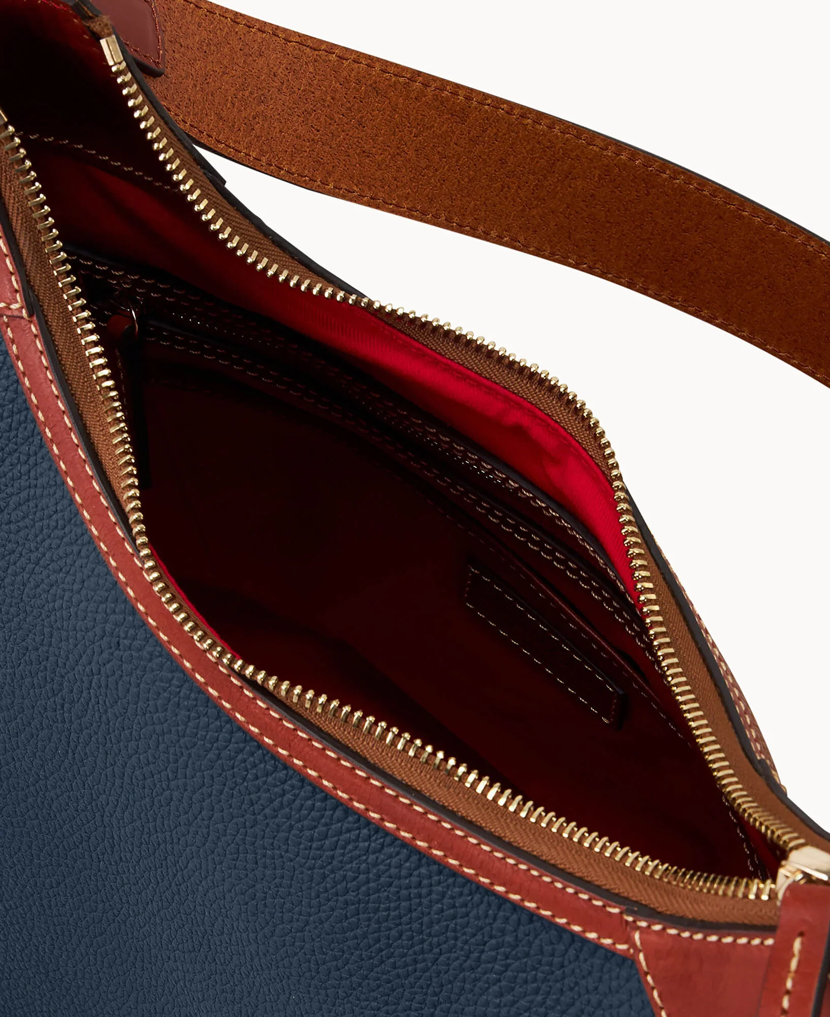 Pebble Grain Hobo - Image 39
