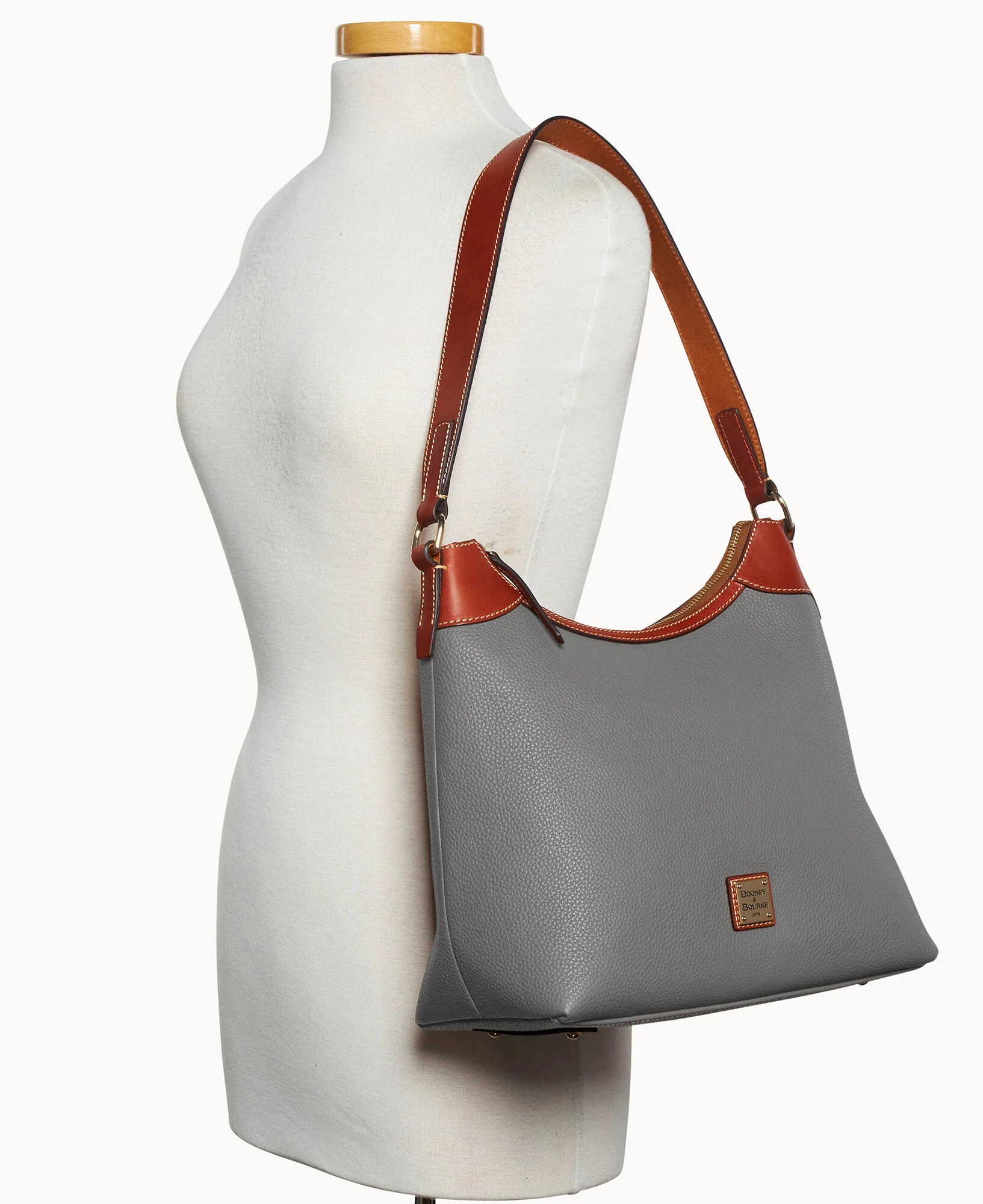 Pebble Grain Hobo - Image 44