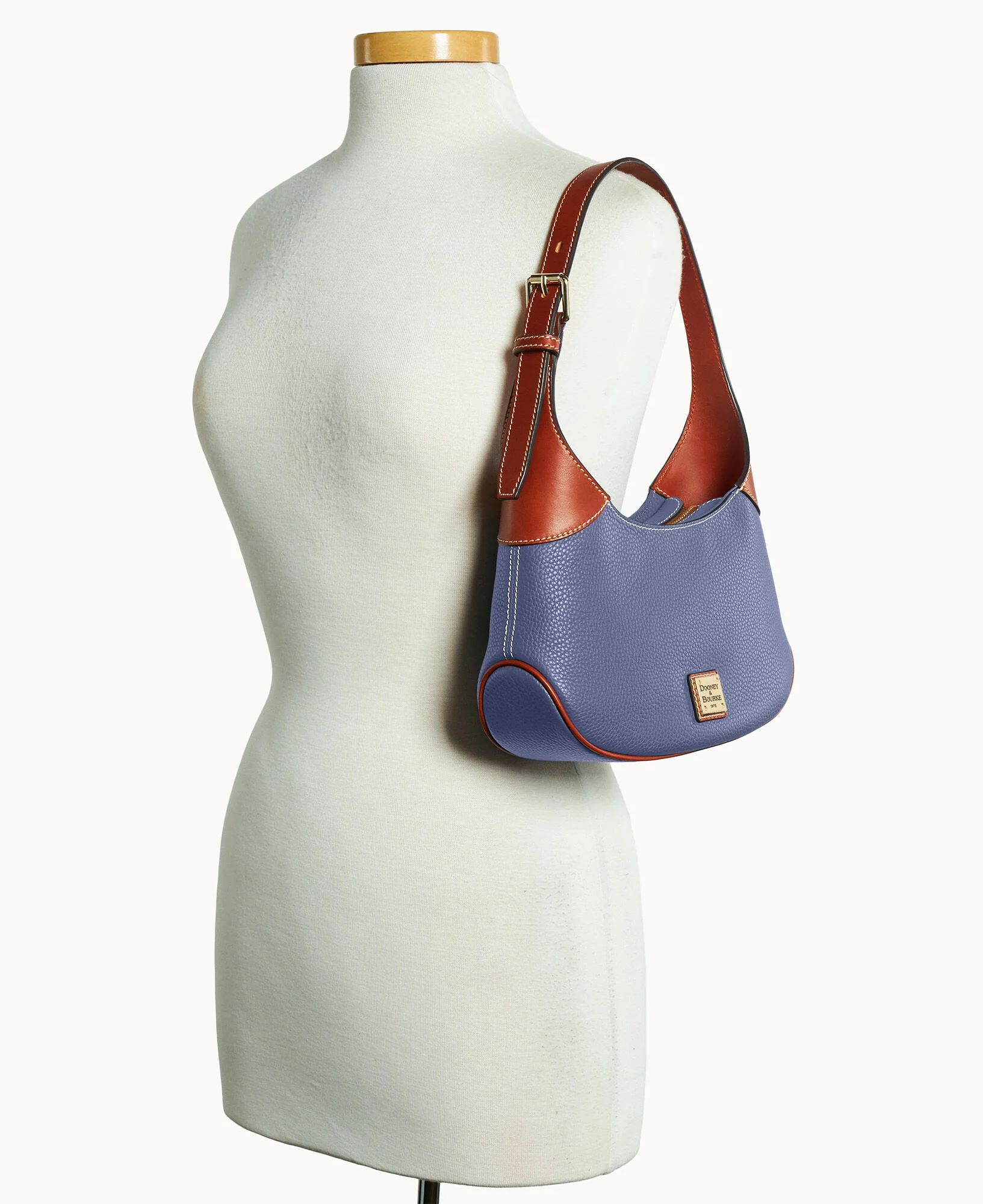Pebble Grain Hobo - Image 37
