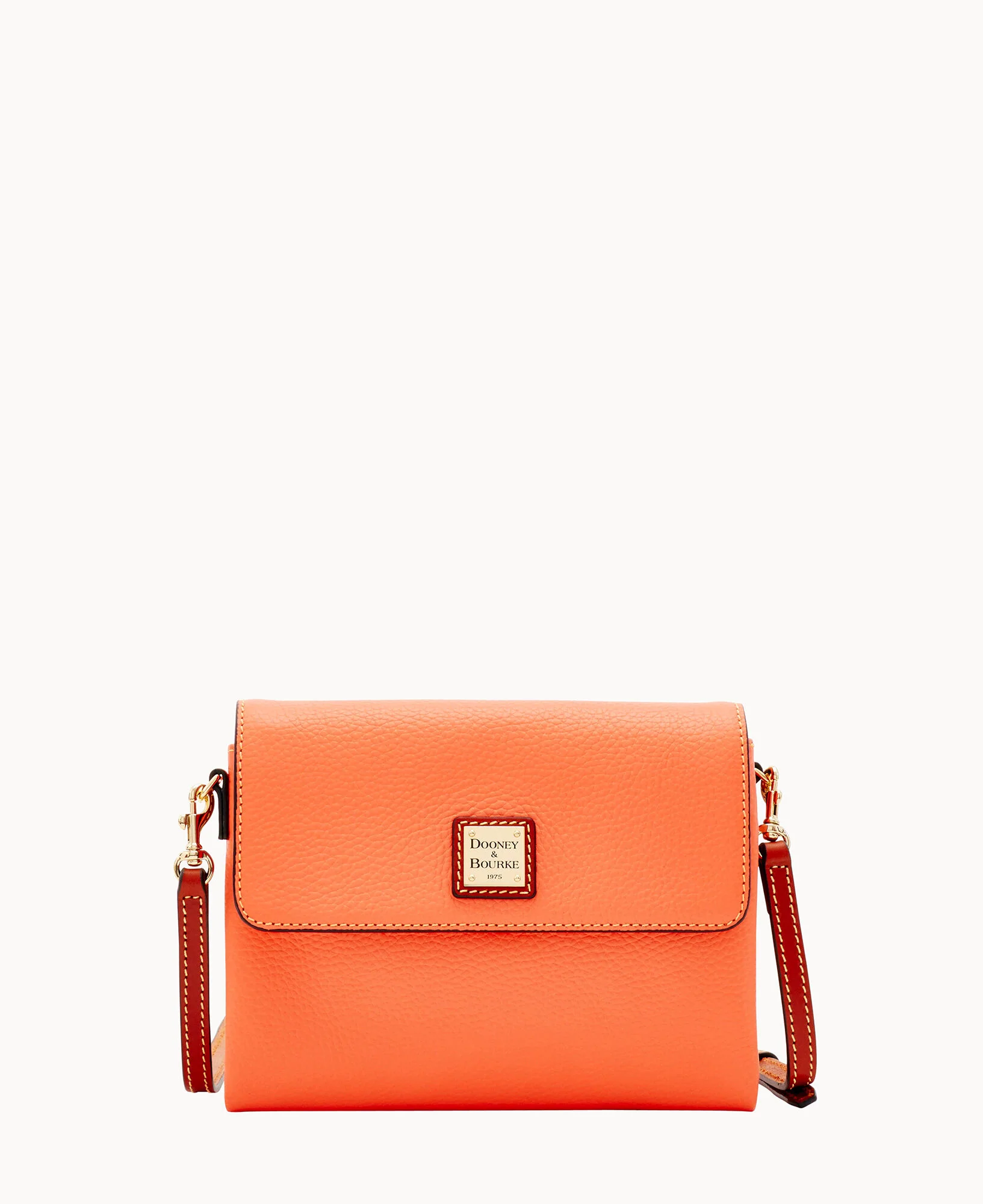 Pebble Grain Hunter Crossbody - Image 34