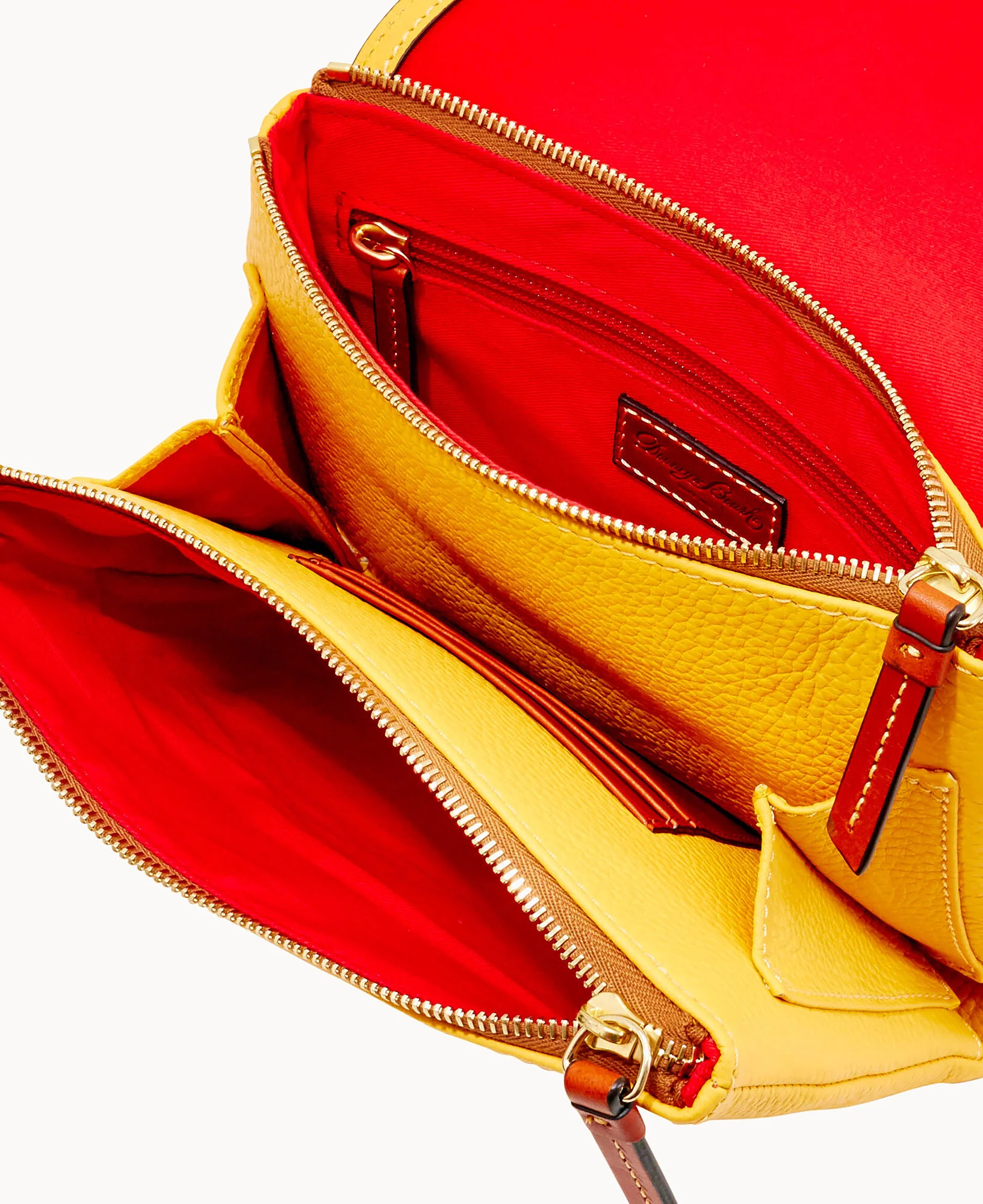 Pebble Grain Hunter Crossbody - Image 70