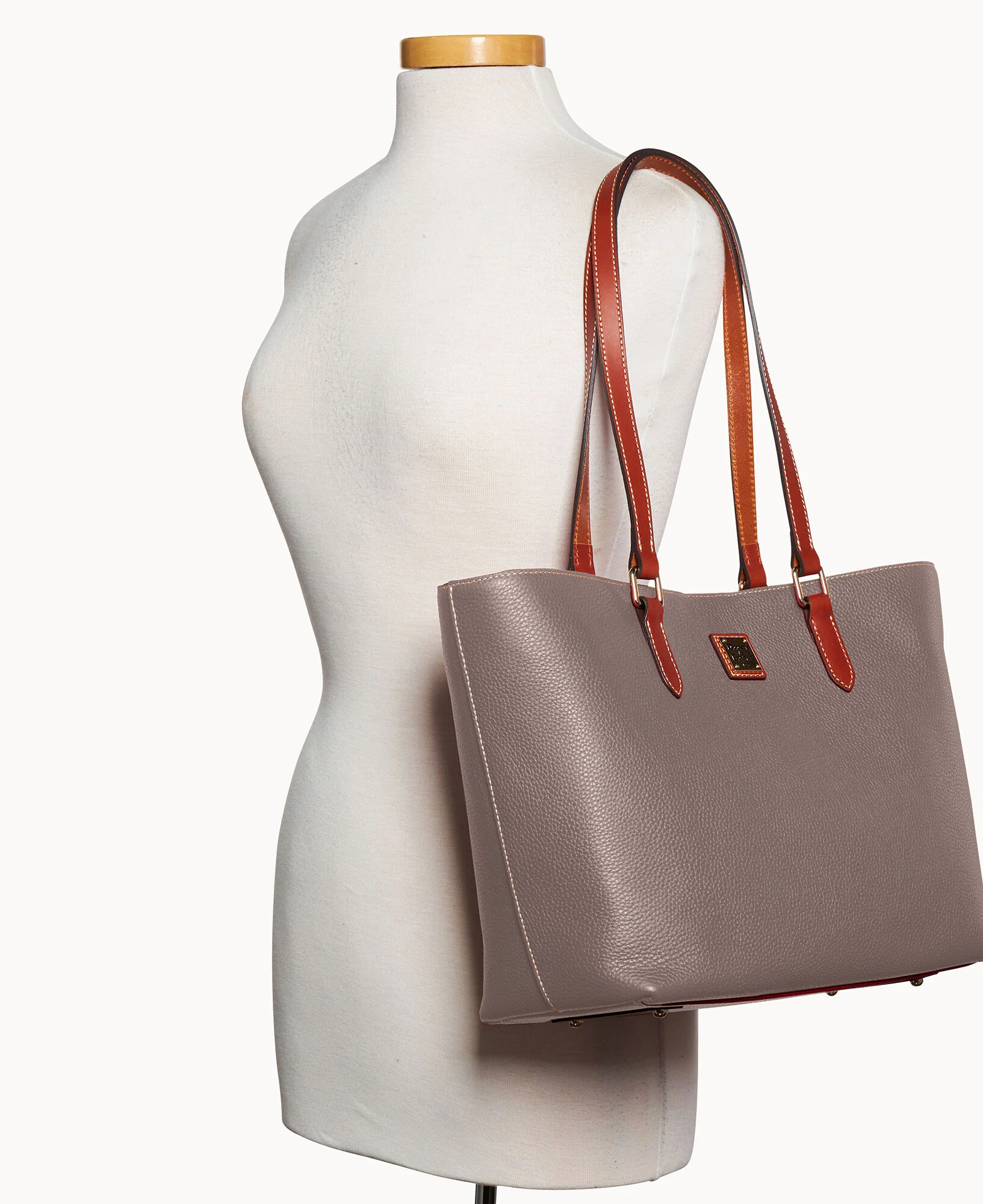 Pebble Grain Jessie Tote - Image 15
