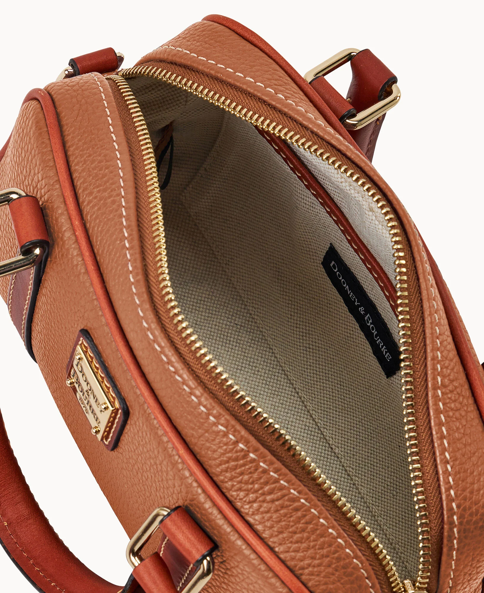 Pebble Grain Satchel 24 - Image 16