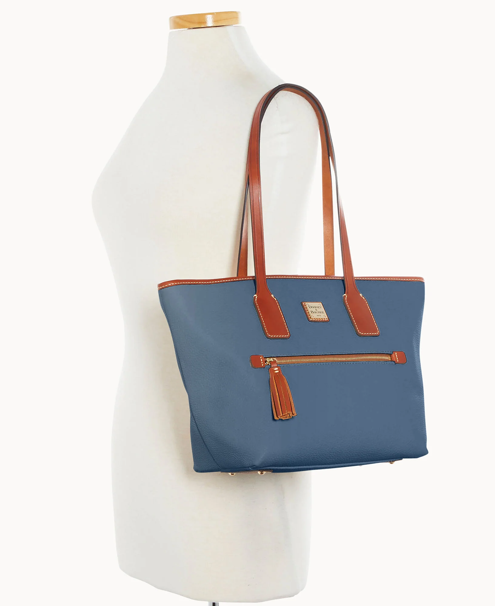 Pebble Grain Small Tote - Image 52