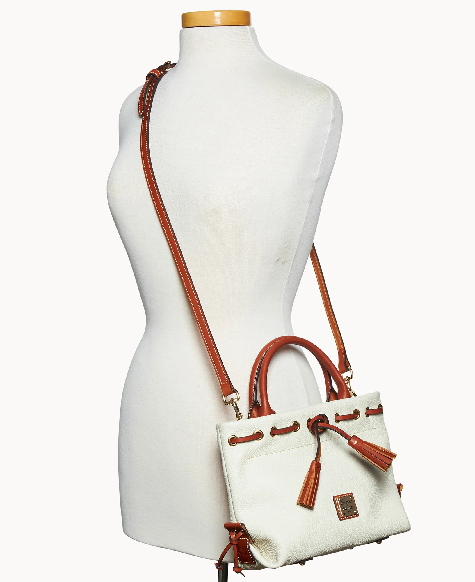 Pebble Grain Tassel Tote - Image 16