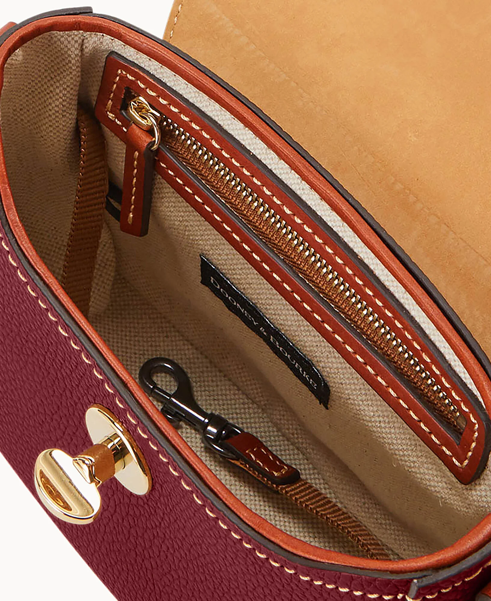 Pebble Turnlock Flap Saddle - Image 58