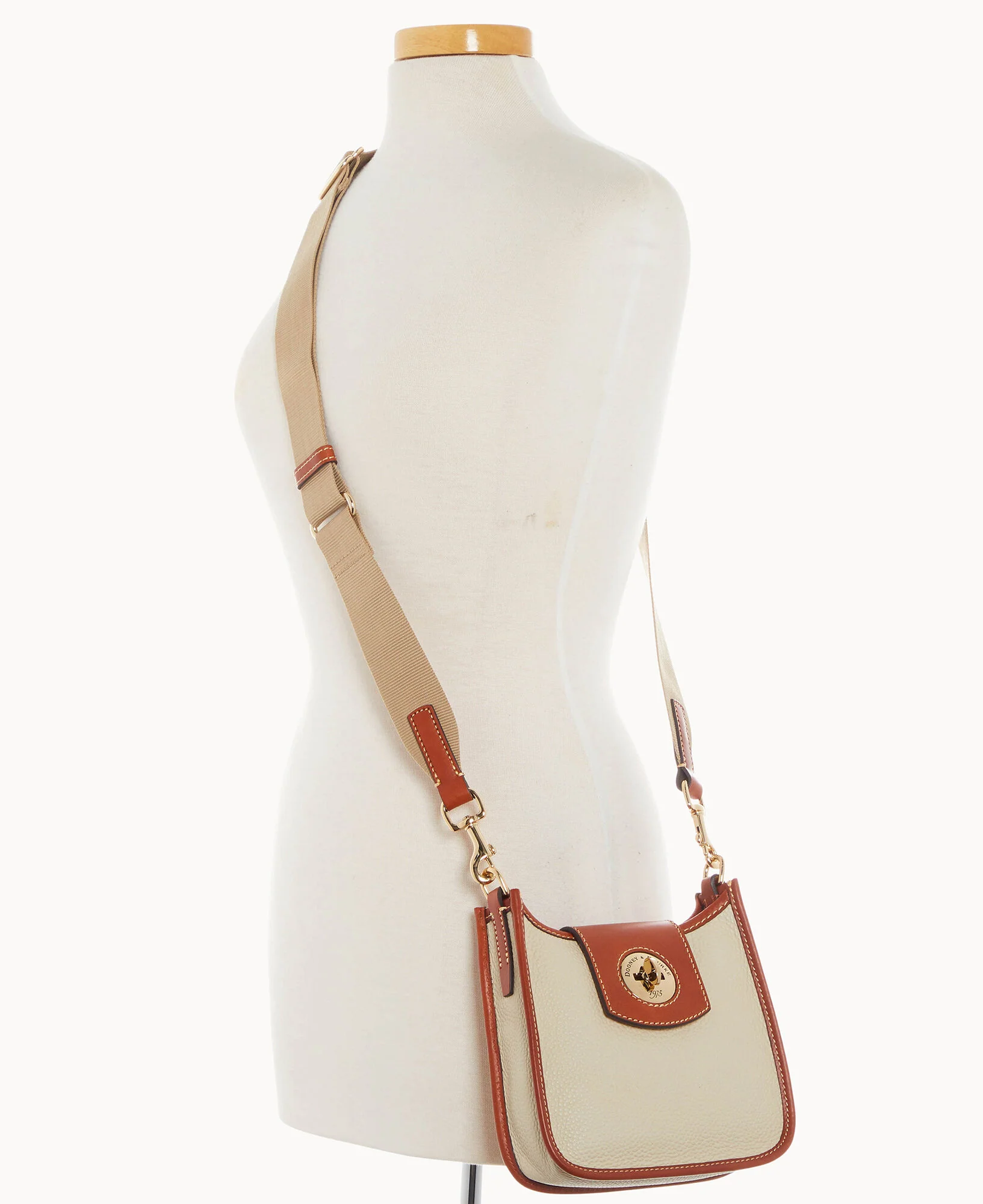 Pebble Turnlock Messenger 20 - Image 100