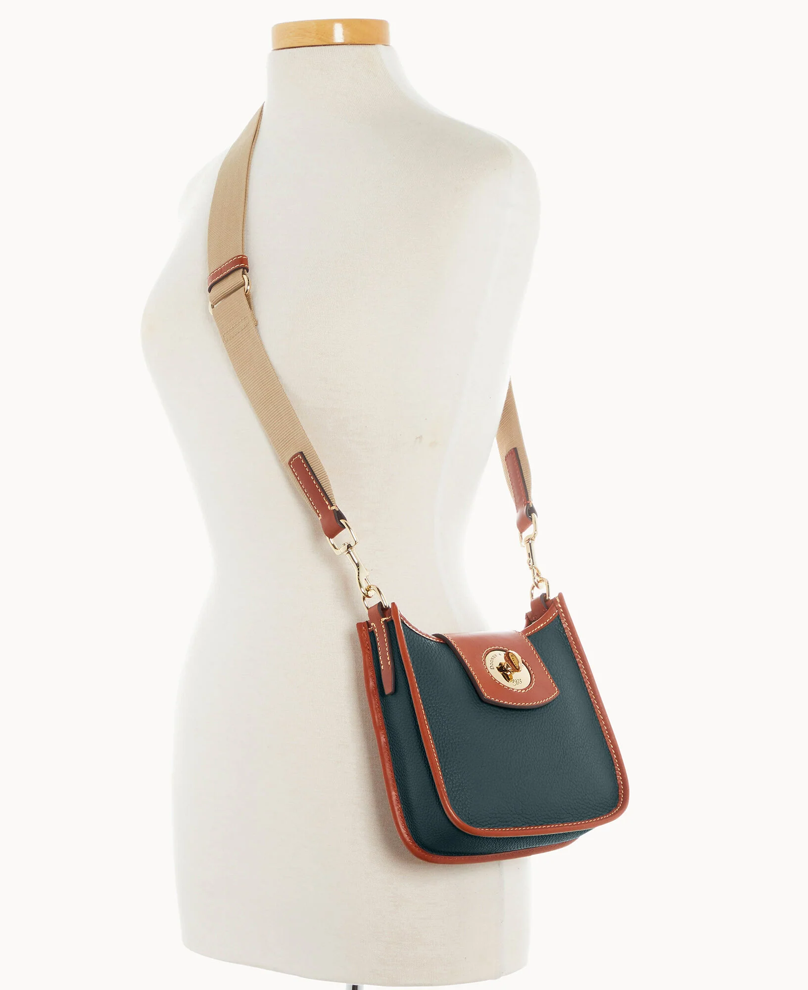 Pebble Turnlock Messenger 20 - Image 80