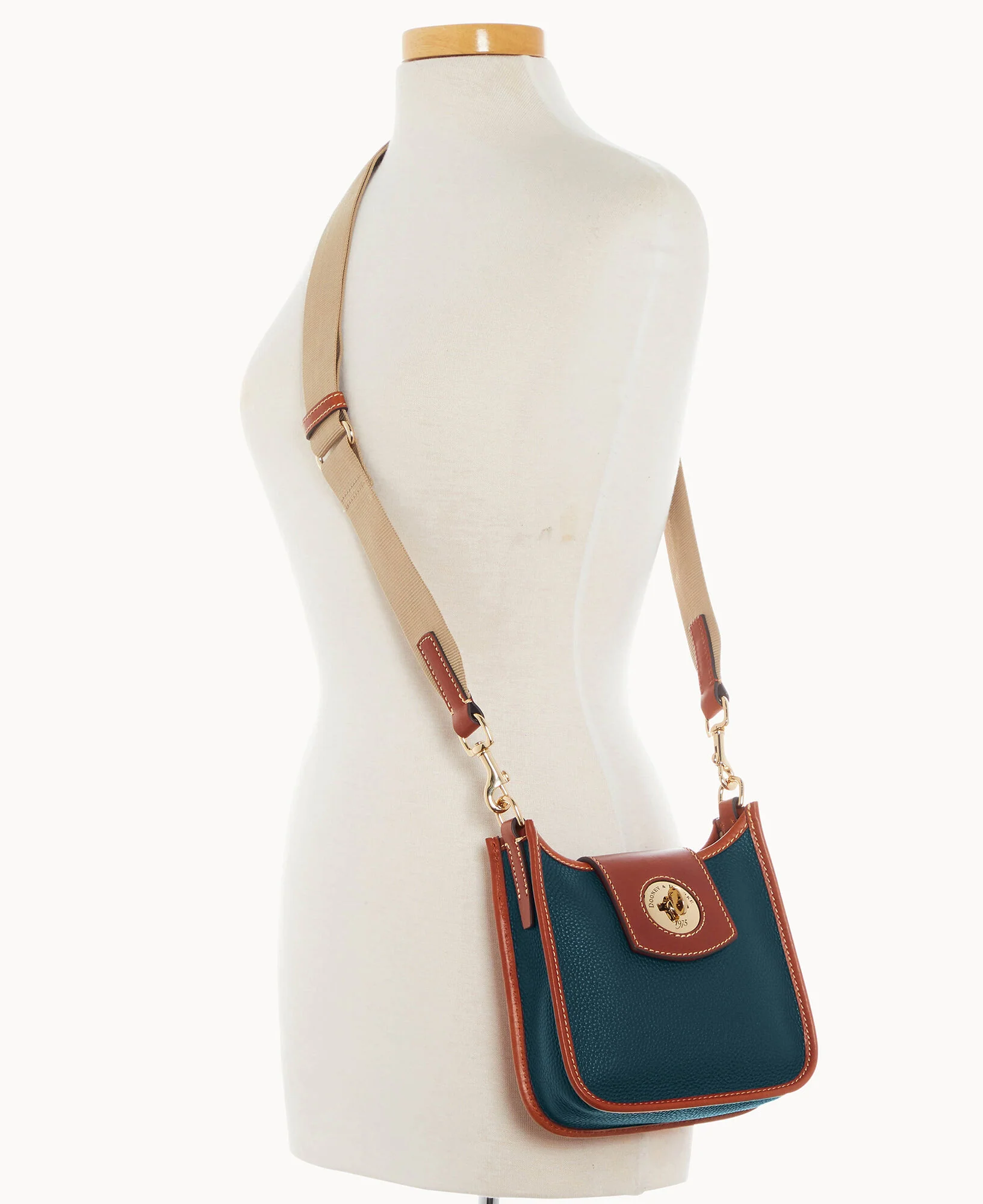 Pebble Turnlock Messenger 20 - Image 95