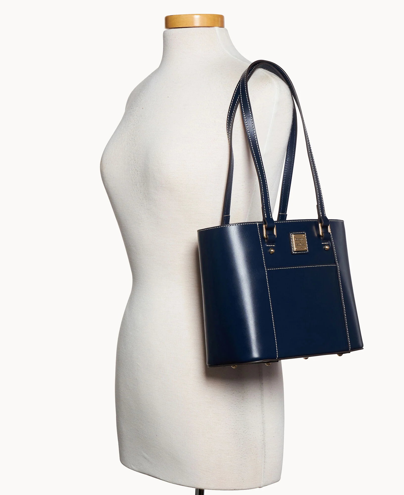 Penrose Pocket Tote 25 - Image 65