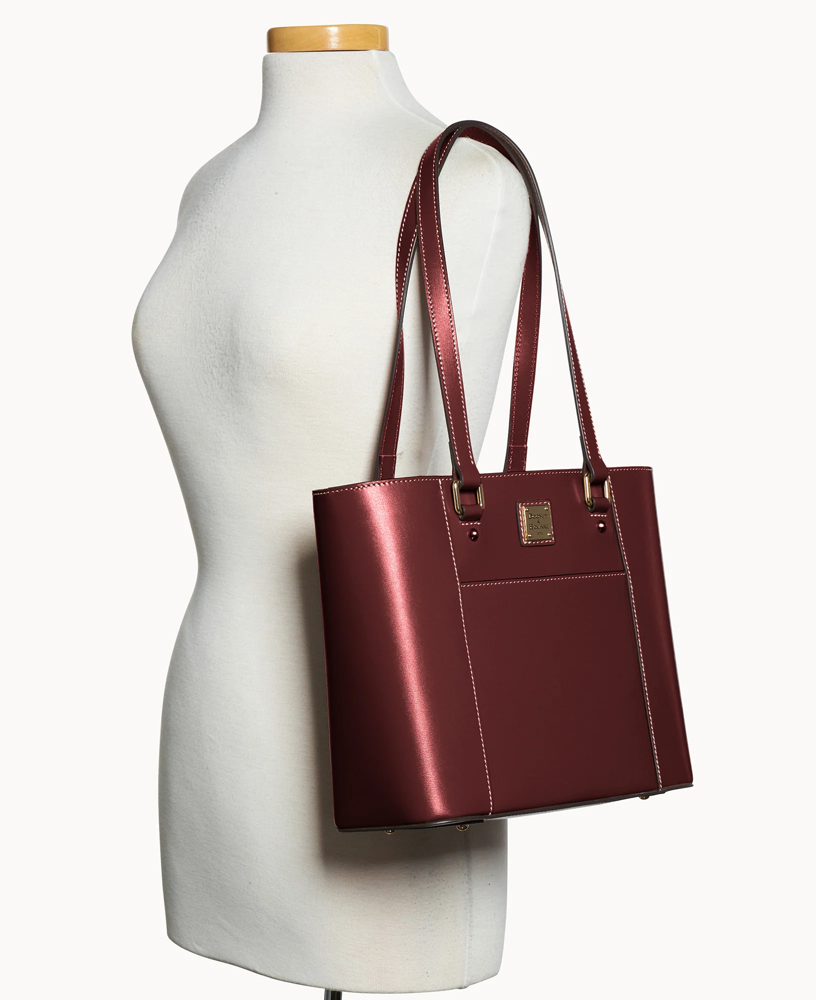 Penrose Pocket Tote 30 - Image 30