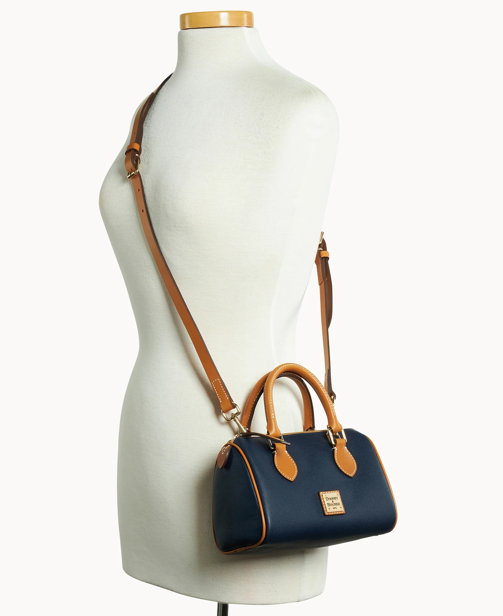 Sorrento Barrel Satchel 20 - Image 36